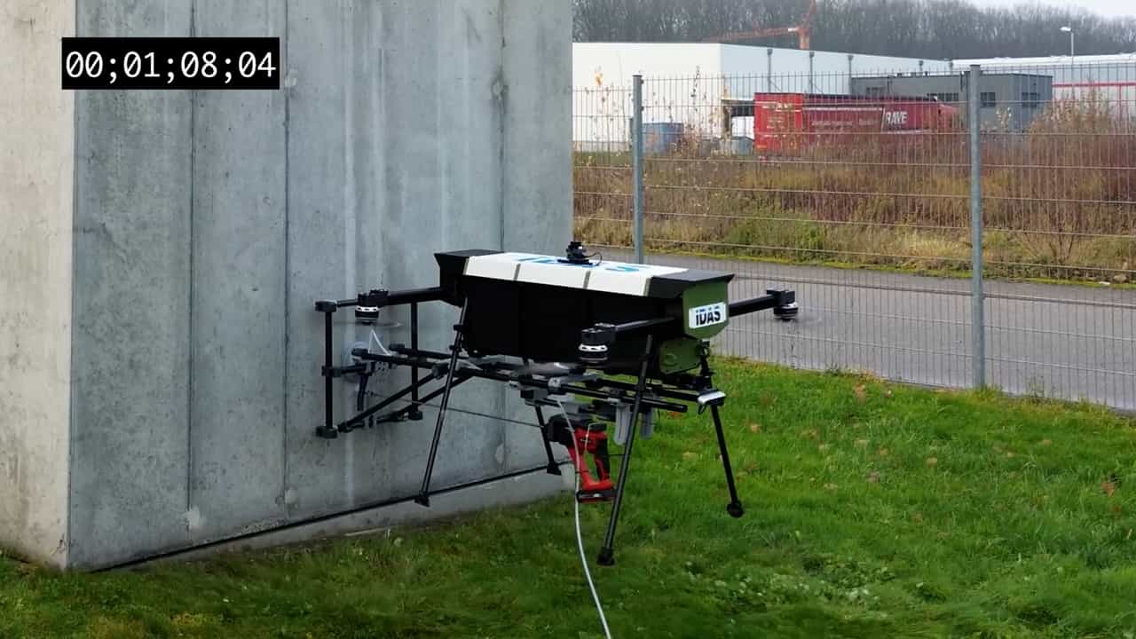 Multi-perspective documentation of a drone-based drilling process